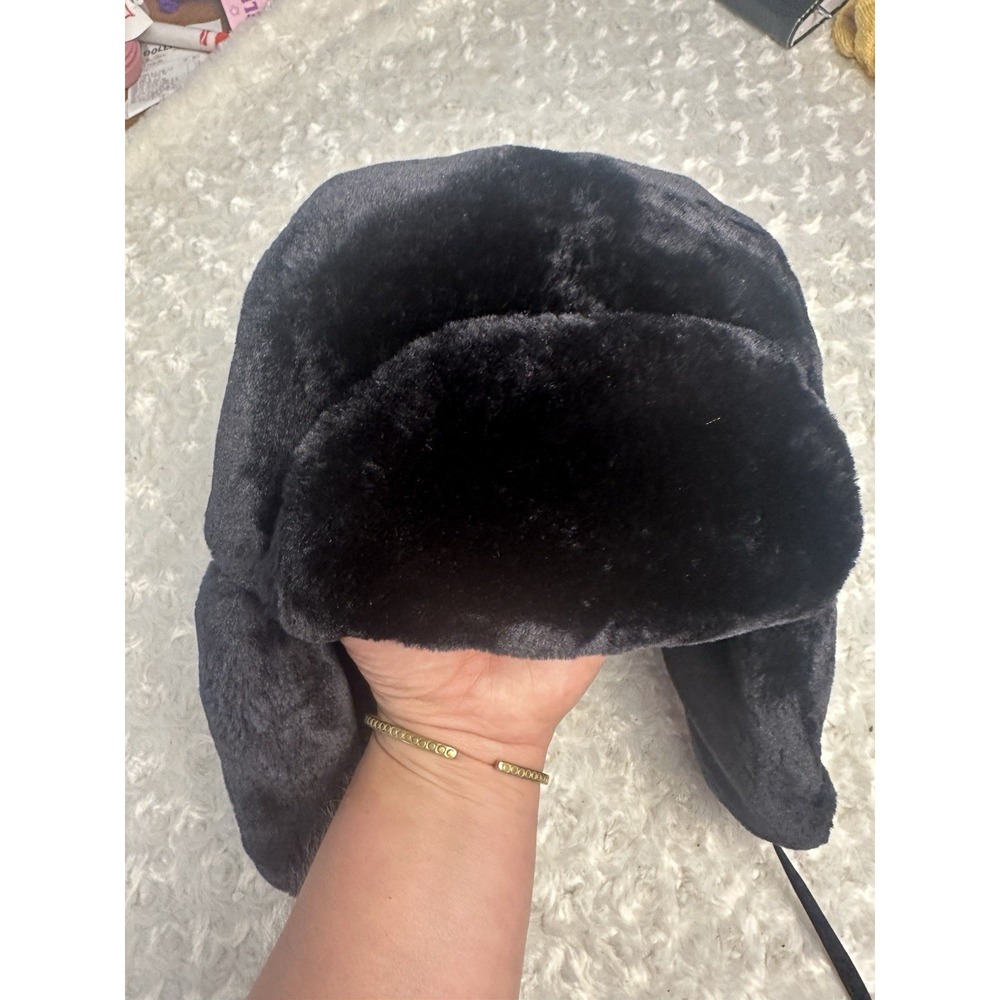 Black Faux Fur Polyester Trapper Hat Ear Flaps Pom-Pom One Size Winter